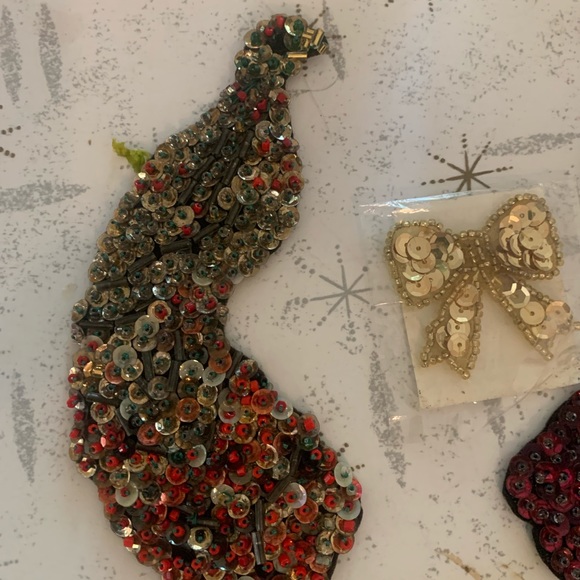 Vintage sequin handmade appliqués - Picture 3 of 6